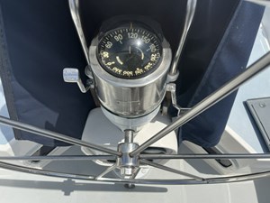 DREAM ON 29 Compass
