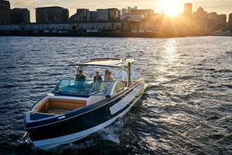 2022 Aviara AV36 Outboard 1