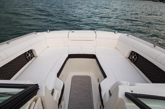 2024 Sea Ray 270SD-OB 10