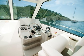 2024 Boston Whaler 285CQ 6
