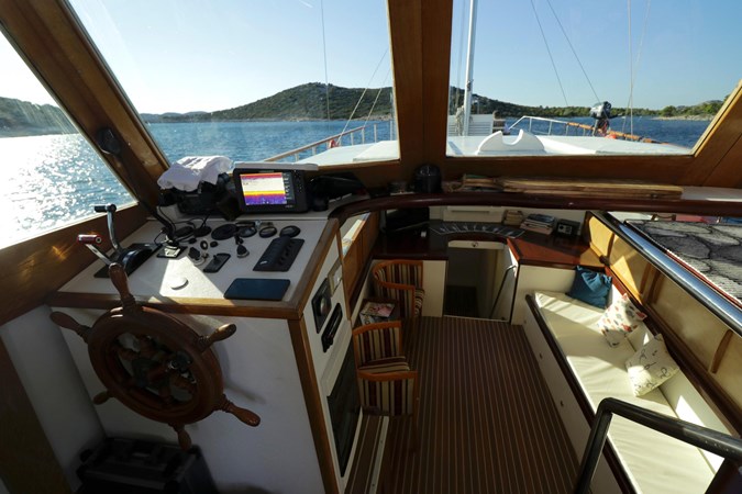 21 M MOTORSAILOR - Яхта на продажу