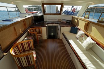 21 M MOTORSAILOR 3 