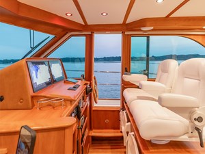SALT THERAPY 16 Helm Door
