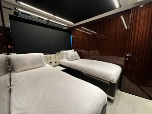 4SEAS 18 TWIN CABIN