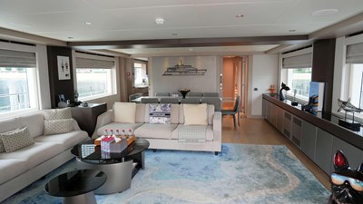 PRESTIGE 15 Main deck lounge