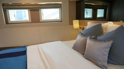 PRESTIGE 36 VIP cabin