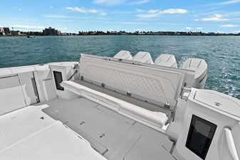 SPONTANEOUS 7 Cockpit