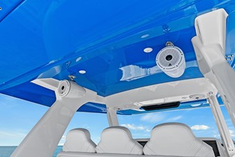SPONTANEOUS 36 JL speakers at the helm