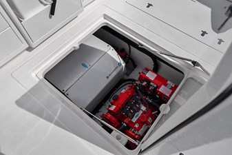 SPONTANEOUS 57 Seakeeper compartment