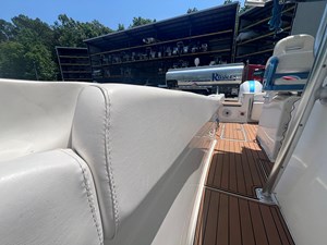 - 11 Side deck