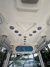 - 16 Hardtop with integrated lighting