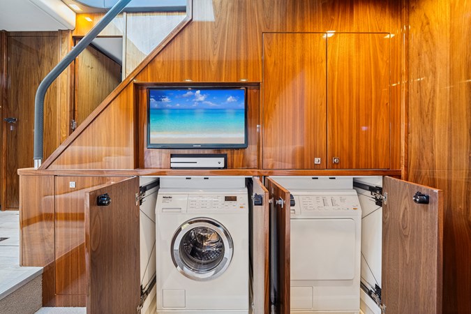 2019 Riviera 6000-85
