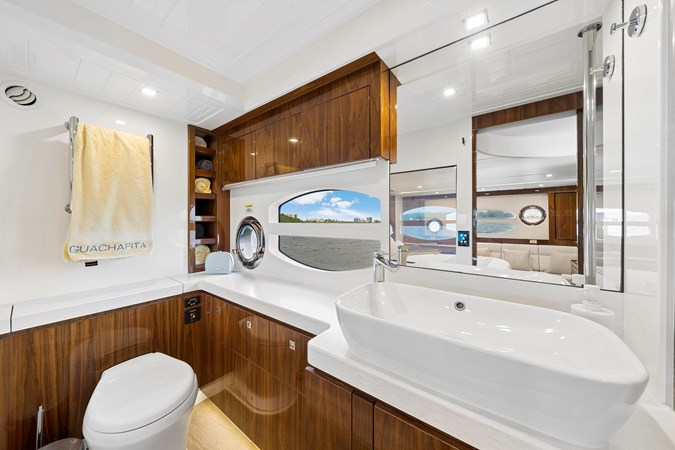 2019 Riviera 6000-11