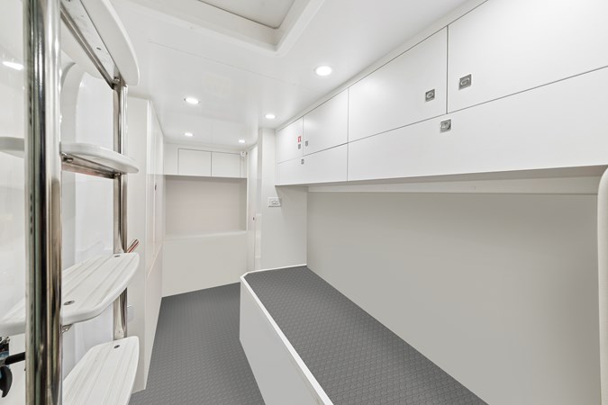 2019 Riviera 6000-25