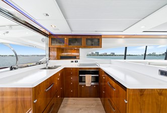GUACHAFITA 18 2019 Riviera 6000-30