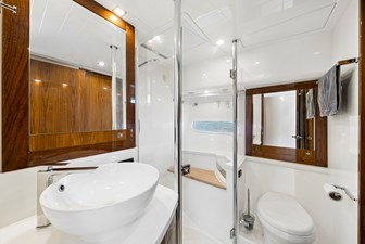 GUACHAFITA 38 2019 Riviera 6000-5