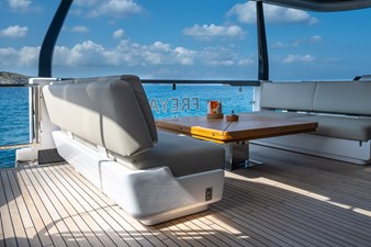Freya 32 