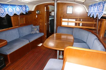 KNIGHT MARE 8 Salon Fwd