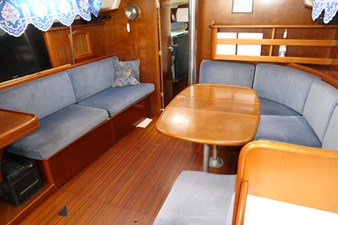 KNIGHT MARE 10 Salon Port Fwd