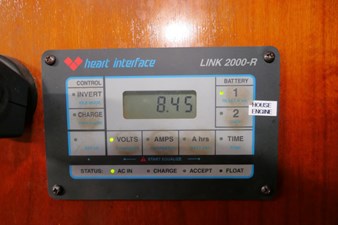 KNIGHT MARE 28 Inverter Charger