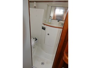 KNIGHT MARE 35 Guest Vanity