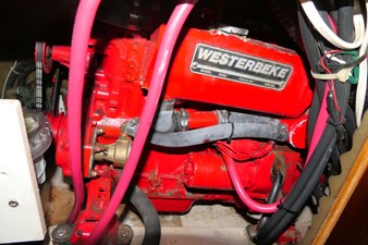 KNIGHT MARE 74 Engine Port