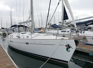 KNIGHT MARE 84 Dockside Stbd Bow