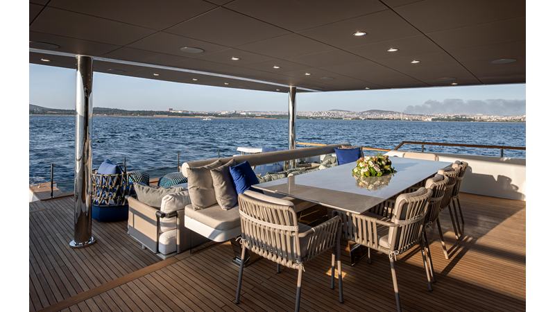 MIOUCH - Yacht à vendre