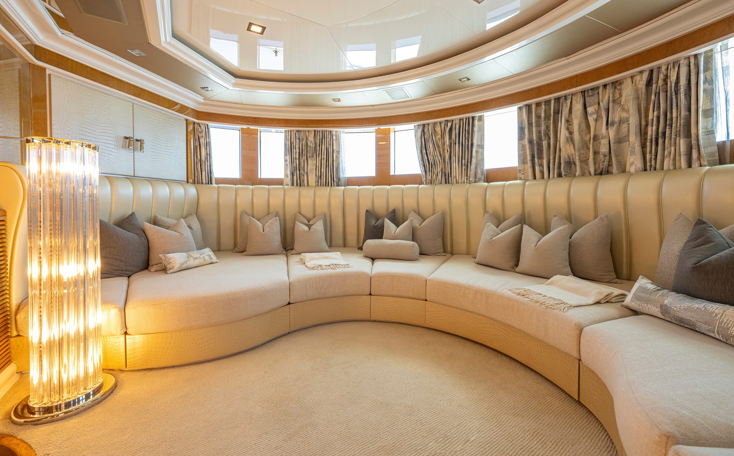 Master stateroom - Private Lounge
