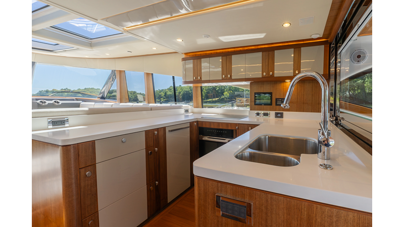 LYRICA - Yacht à vendre