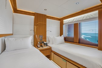 ATLANTIS 9 MAIN DECK TWIN STATEROOM