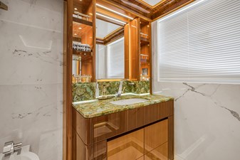 ATLANTIS 12 MAIN DECK TWIN STATEROOM