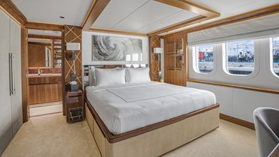 ATLANTIS 15 LOWER DECK VIP STATEROOM