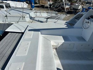 COCKPIT VIEW TO PORT