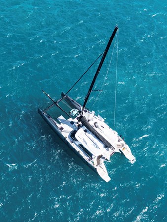 DEFIANCE - Yacht zu verkaufen