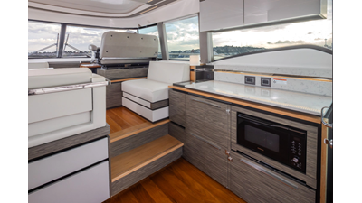 TIARA C49 COUPE 17 