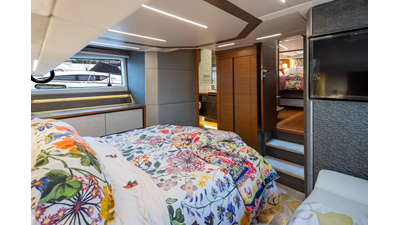 TIARA C49 COUPE 33 