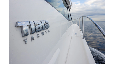 TIARA C49 COUPE 40 