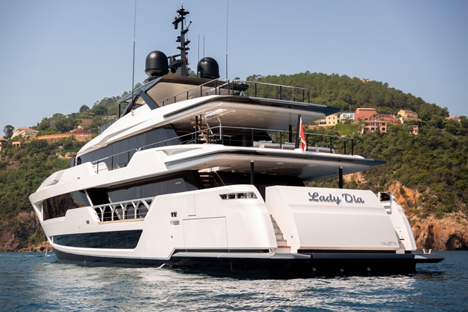 LADY DIA Ferretti Custom Line 140 from 2025