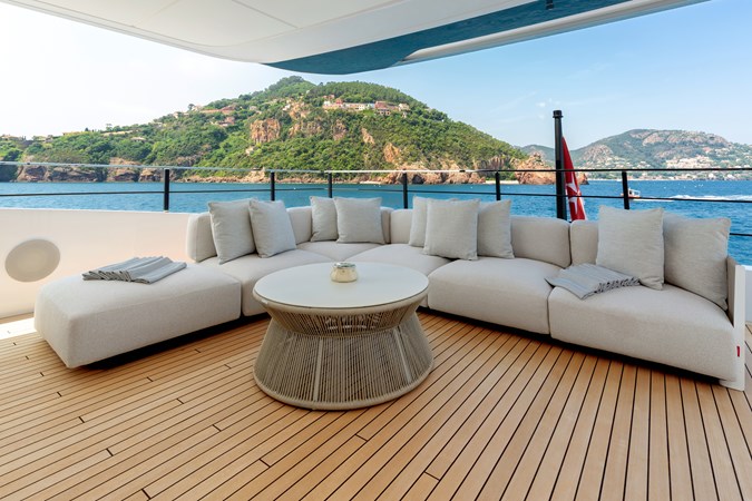 LADY DIA Ferretti Custom Line 140 from 2025