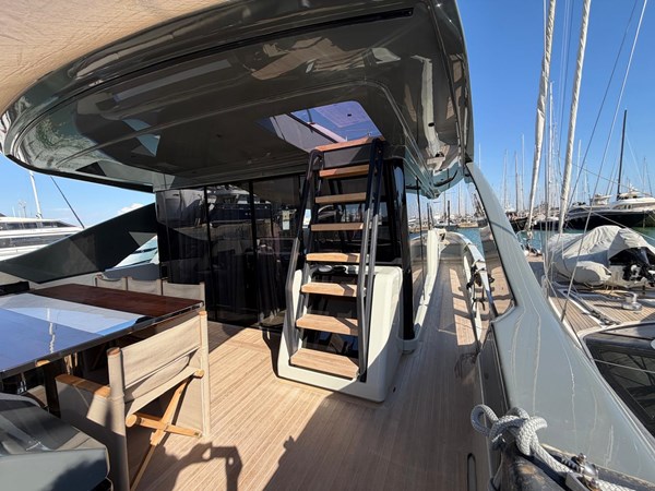 OUT OF THE BLUE - Yacht à vendre