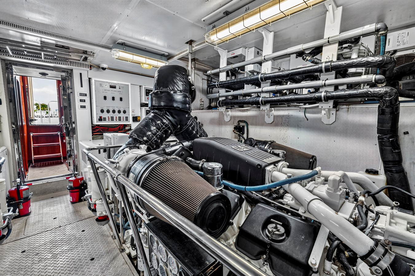 Port engine