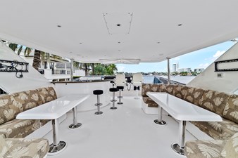 Flybridge looking forward