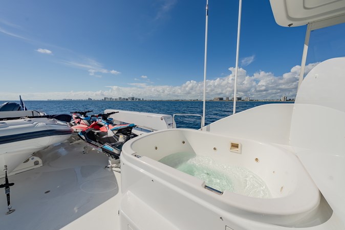 DETERMINATION - Yacht à vendre