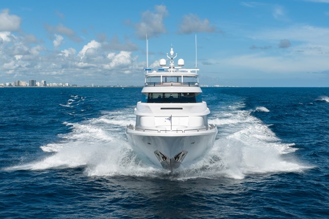 DETERMINATION - Yacht à vendre