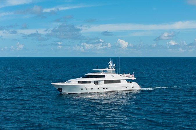 DETERMINATION - Yacht à vendre