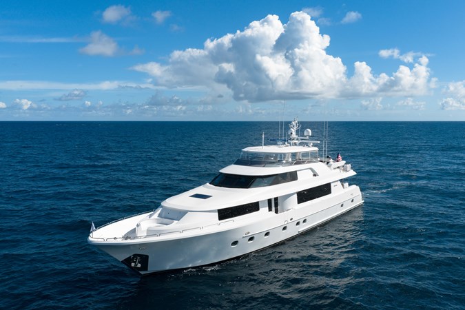 DETERMINATION - Yacht à vendre