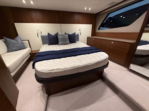 PRINCESS V48 OPEN 18 