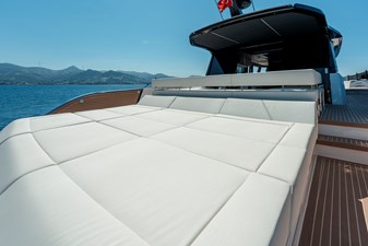 LUCKY LUKA 11 