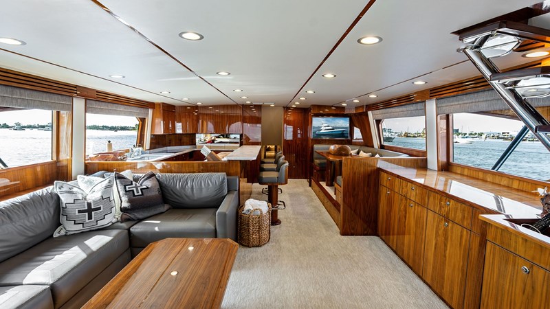 2017 Viking 80 Convertible